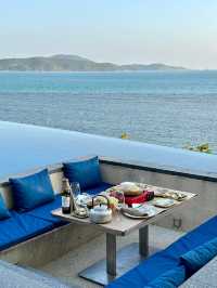 หมูกระทะ กับ วิวหลักล้าน  Conrad Koh Samui