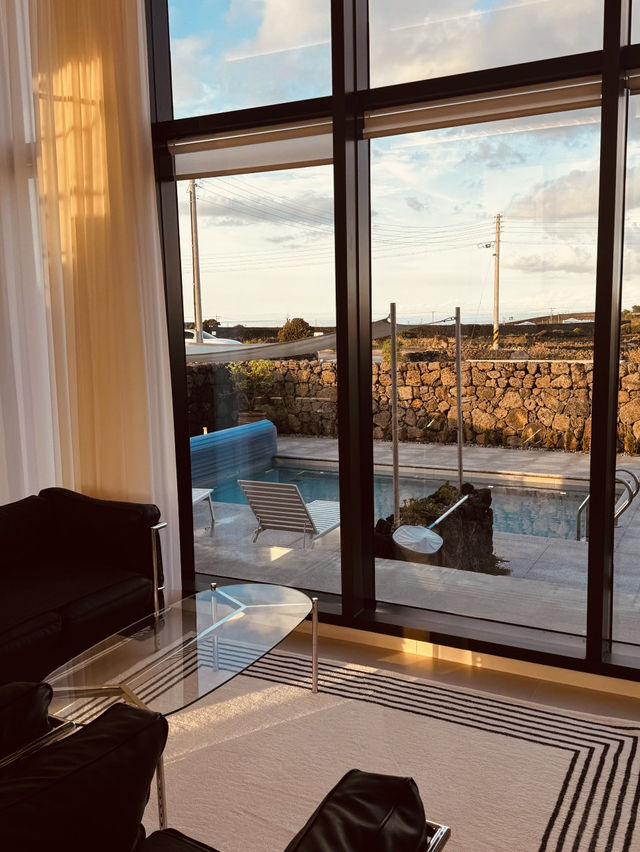 Ideal Setting for Romantic Getaways