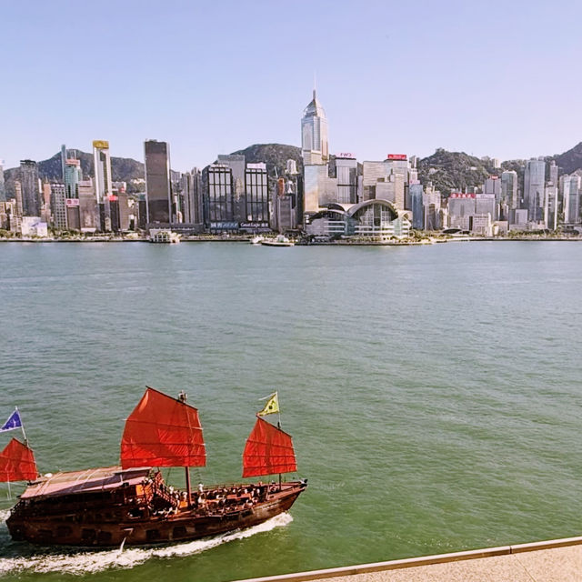 Staycation Goals: The Regent Hong Kong—Harbour Views & Quiet Luxe Vibes 🌊✨