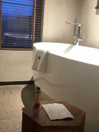 梅里雪山霧濃頂酒店體驗🏔️