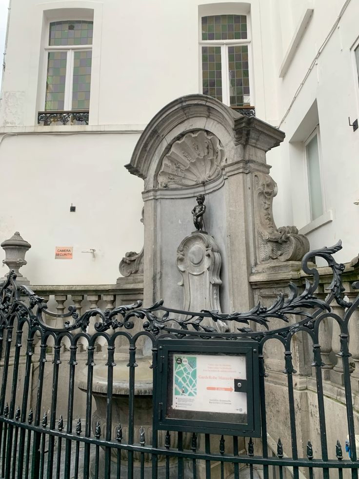 Why Manneken Pis Is Europe's Most Overrated Tourist Trap And Where To Go Instead
