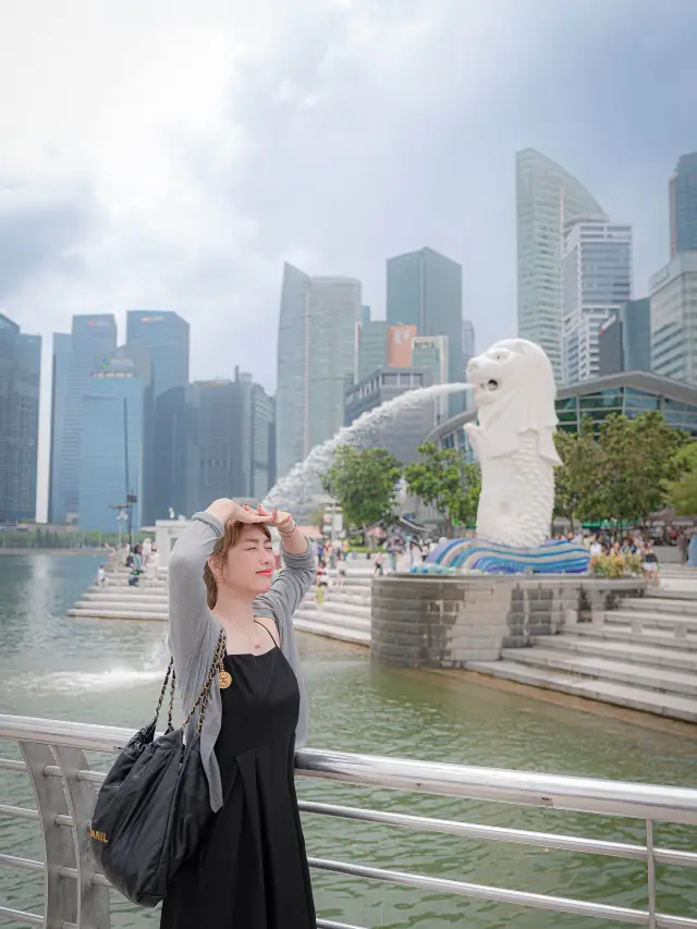Visiting Singapore's Mascot @ Merlion
