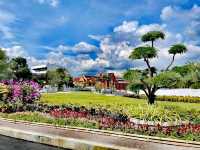 Amazing Saranrom Park