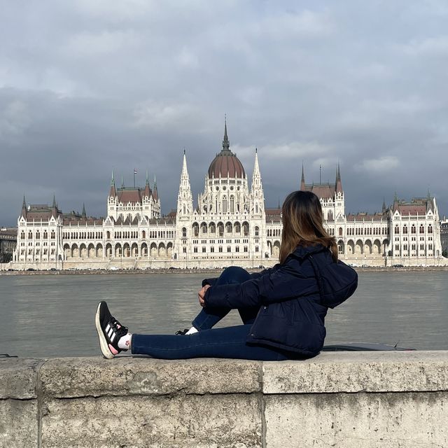 布達佩斯著名地標 — 匈牙利國會大廈🇭🇺參觀、夜景打卡攻略😙