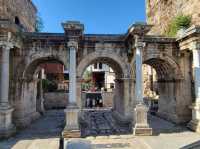 Hadrian's Gate 🏛️