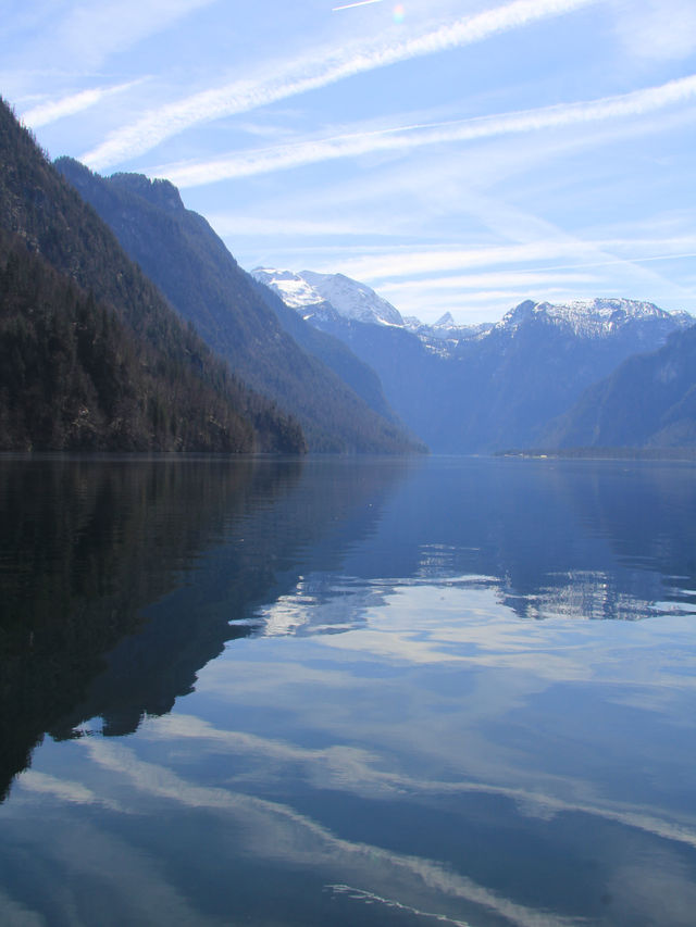 德國巴伐利亞州國王湖景點，感受湖水倒影之美！