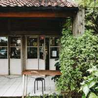 Tuku Coffee Shop.