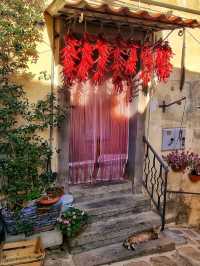 🏞️ A Quiet Pause in Romagna – Borghi, Italy