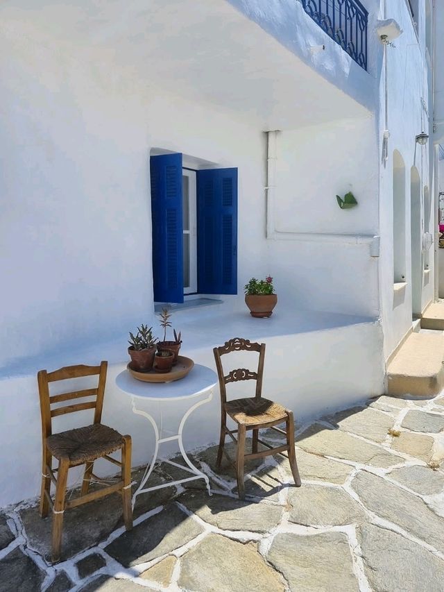 🏝️ Paros – Timeless Charm in the Heart of the Cyclades