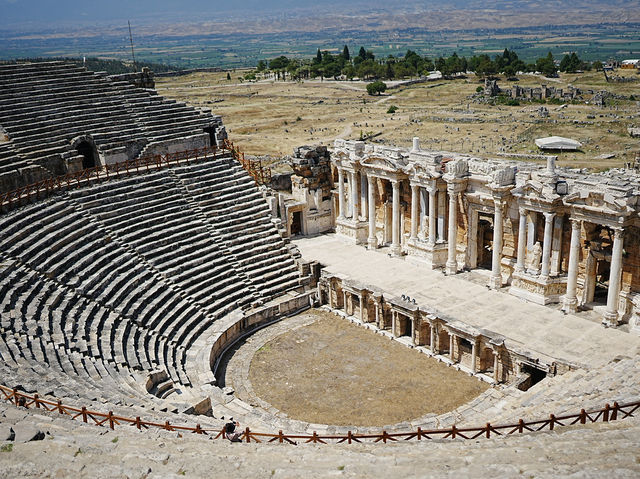 絶景！自然が創り出した白と青の世界