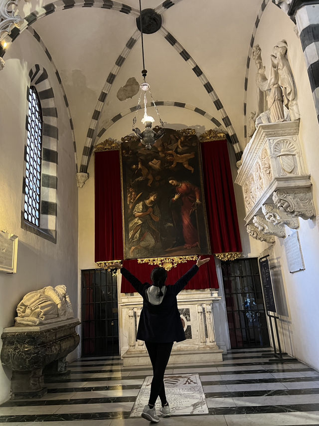 Genoa Cathedral Magic⛪️ Genoa Cathedral Magic⛪️