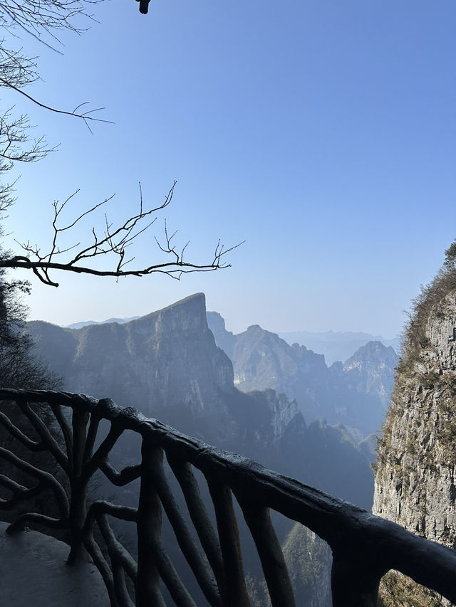 Путешествие в Чжанцзяцзе Путешествие в Чжанцзяцзе