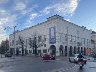 巴塞爾美術館（Kunstmuseum Basel）是瑞士最重要、歷史最悠久的公共藝術博物館之一，成立