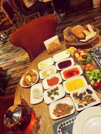🍨🥮Dine in LUXURY!😍 Livant Coffee, Xinjiang