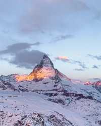 Experience the Highest Hotel in the Swiss Alps at 3100 Meters 🇨🇭🤍