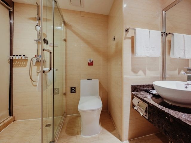 山東健康麗呈睿軒棧橋海景酒店，你值得擁有！親愛的小夥伴們