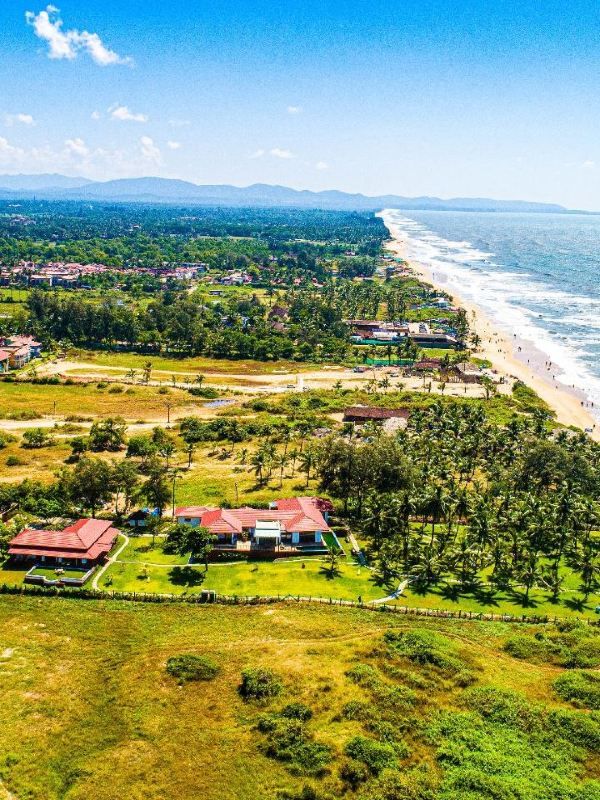🌴✨ Goa's Hidden Gems: Luxe Stays & Serene Views ✨🌴