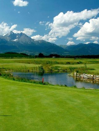 🌟✨ High Tatras Hideaway: Kempinski's Mountain Gem 🏔️🛎️