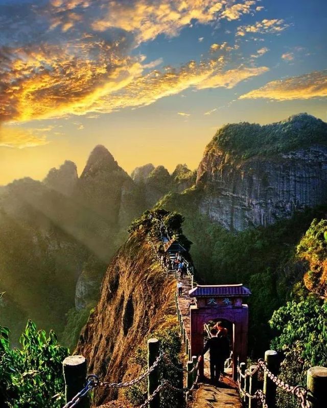 資源打卡景點。