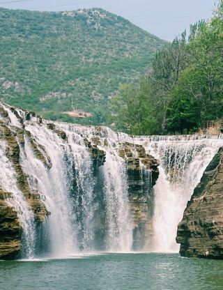 Northern Little Jiangnan, Changzhi Red Cliff Waterfall