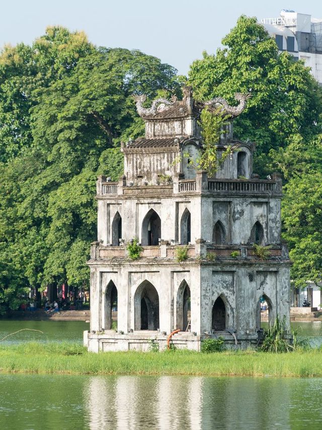 🌟 Hanoi's Hidden Gems: Culture, Coffee, and Puppets 🌟