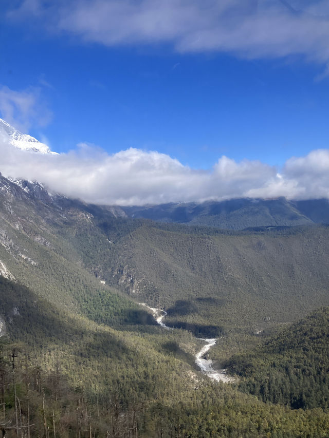 Dreamlike mountain views 