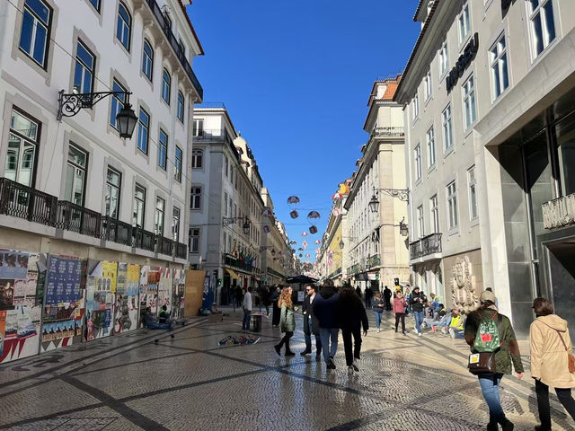 Lisbon: The City of Seven Hills