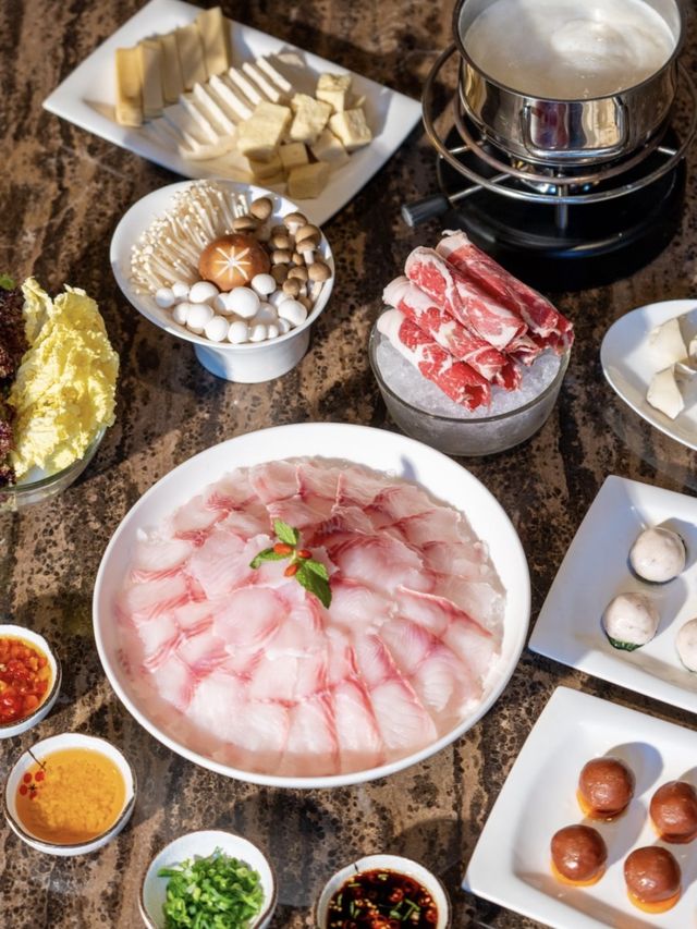 不在北歐，也能從酒店滑入粉雪