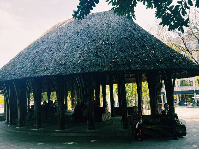 深圳南山區著名景點：中山公園，適合拍照打卡觀光旅遊。 