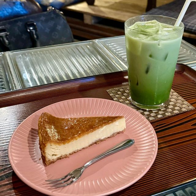 大阪大揭秘！隱藏在中崎町的綠植咖啡館