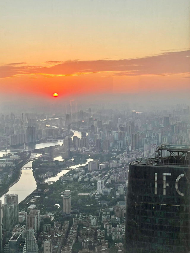 廣州瑰麗｜廣州塔景觀靚✨ 公區有設計感