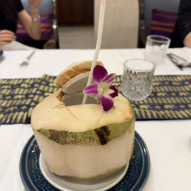 🌟曼谷 你的美食雷達已更新💡 「The Local」曼谷寶藏餐廳！  