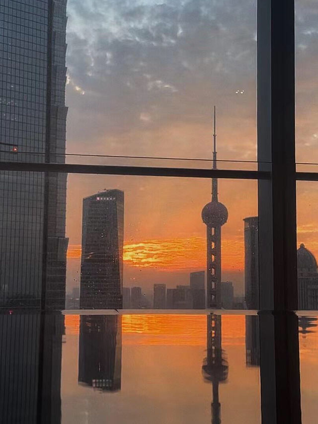 上海浦東麗晶酒店｜不住店也能擁有的頂級游泳健身體驗💦