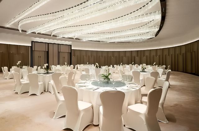 上海滴水湖洲際酒店