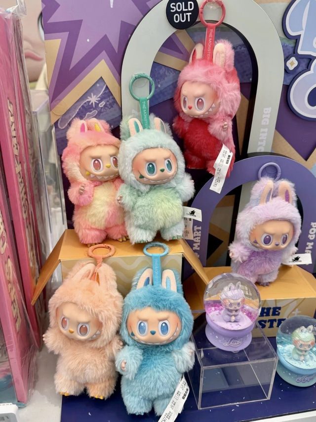 潮玩小宇宙：Pop Mart Bangkok 的童趣驚喜