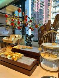 重慶一個神奇嘅江景酒店，私藏兩個打卡點