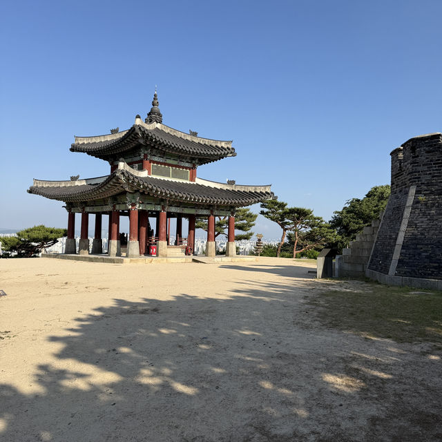역사와 자연이 어우려져 있는 수원 여행 당일치기 