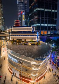 Global Exclusive! The Louis Vuitton (LV) "Giant Ship" Unveiled in Full Glory on Nanjing West Road