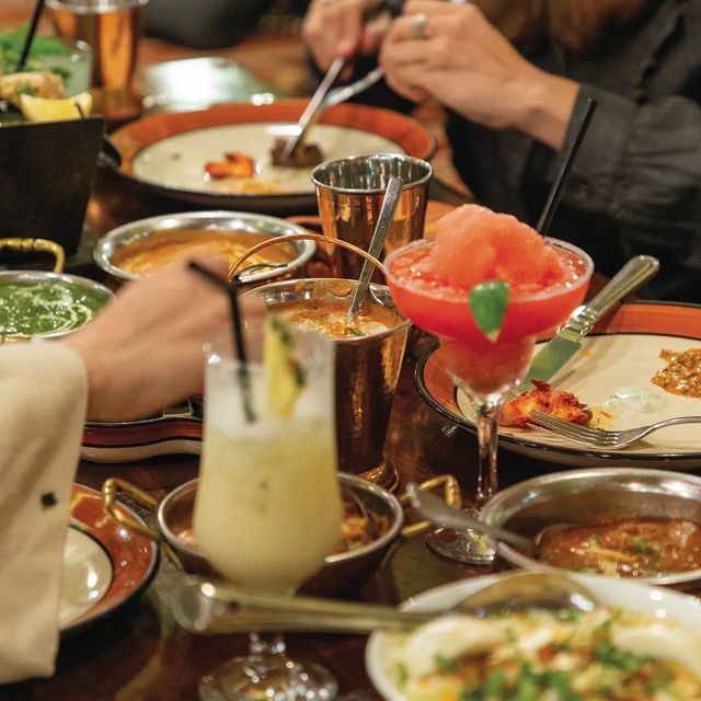 巴林美食——從傳統到現代嘅味覺之旅