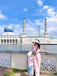 Universiti Malaysia Sabah and the floating mosque can never go back to eight years ago 🇲🇾😍
