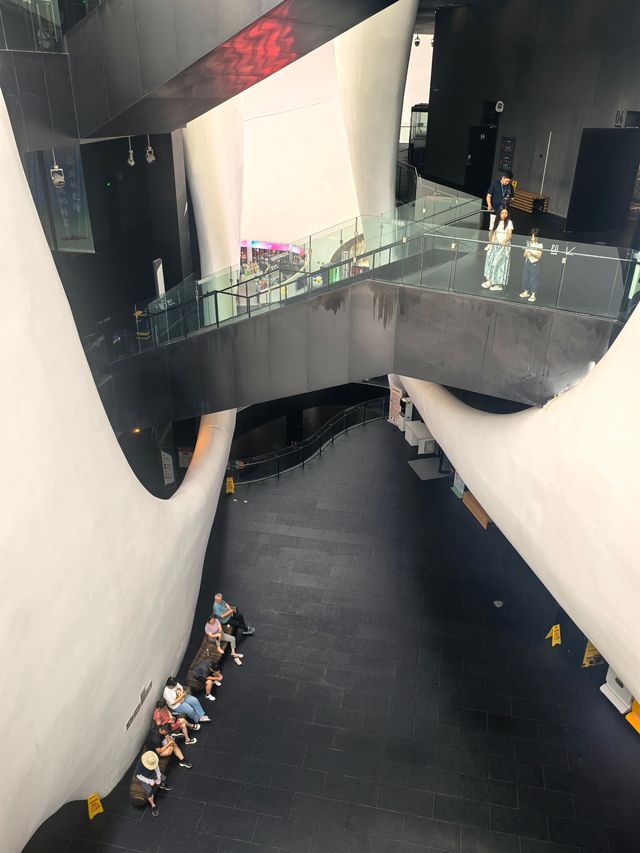 鄂爾多斯騎行必逛博物院