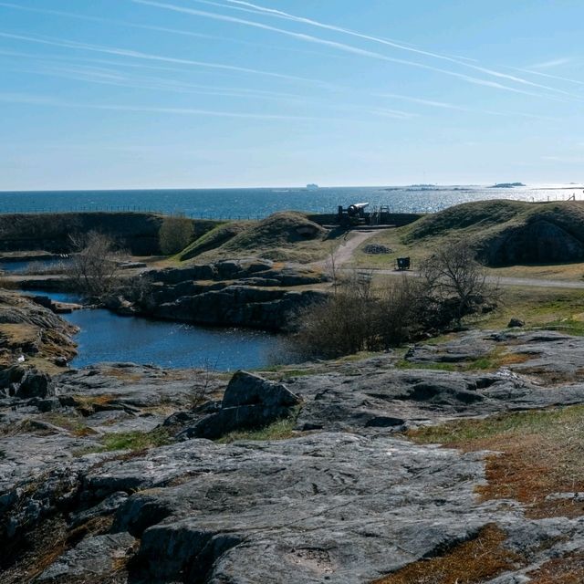 🌊 A Day Trip to Suomenlinna: Helsinki’s Seaside Time Capsule