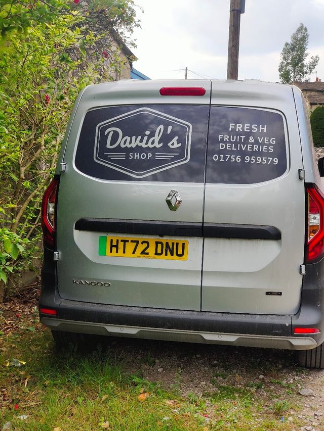 A Great Emmerdale Tour Experience with Rob and Kammy