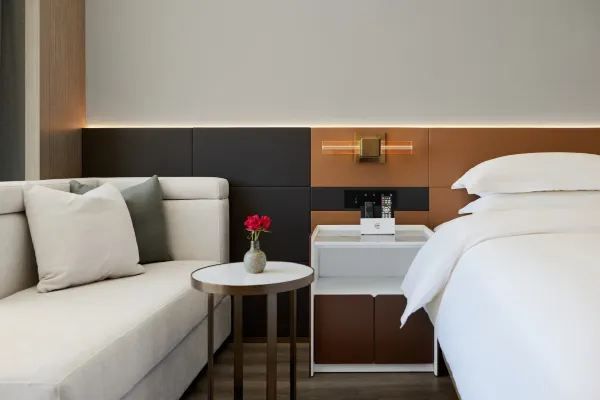 徒步格聶神山，晚上就住這裏