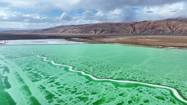 新疆-樓蘭古城,茫崖翡翠湖 新疆-樓蘭古城,茫崖翡翠湖