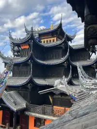靈鷹寺：愛馬仕橙香味的寺廟，西昌最佳打卡點