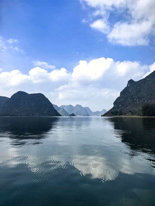 在這個秋高氣爽的季節裡讓我們一起感受邊陲小鎮的湖光山色