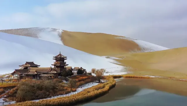 鳴沙山月牙泉冬春半價暴擊