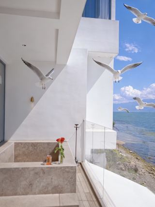 In Dali, romance and healing come effortlessly!