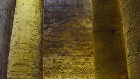 Traveling from Aswan to Luxor, I was captivated by a temple I just happened to pass by — traveler post in Egypt
